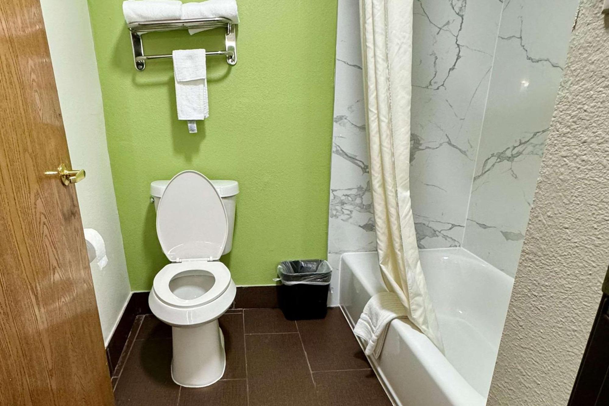 סולפור Quality Inn מראה חיצוני תמונה
